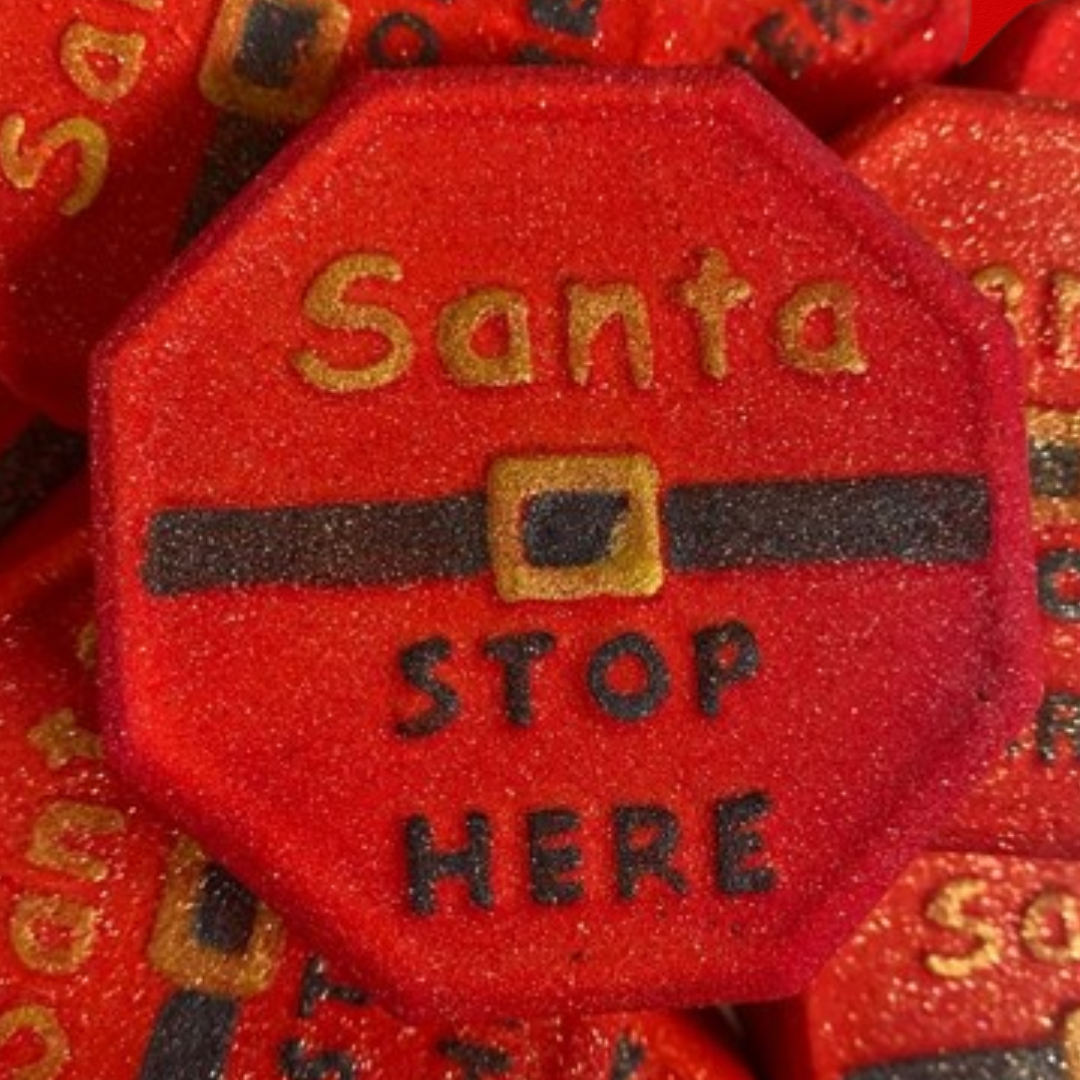 Santa Stop Here Bath Bomb- x5
