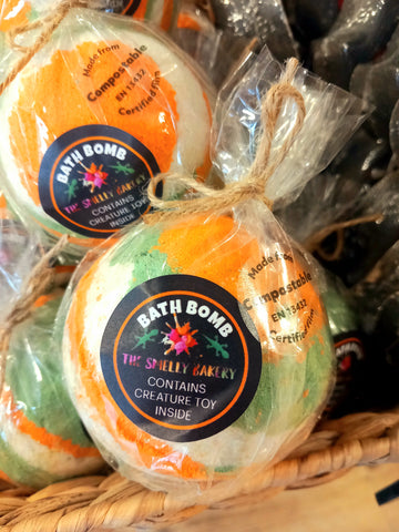 Jungle Bath Bomb- Contains Creature Toy
