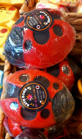 Ladybird Bath Bomb- Contains Bug Toy