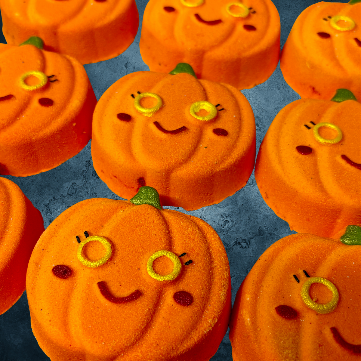 Polly Pumpkin Bath Bomb- x5